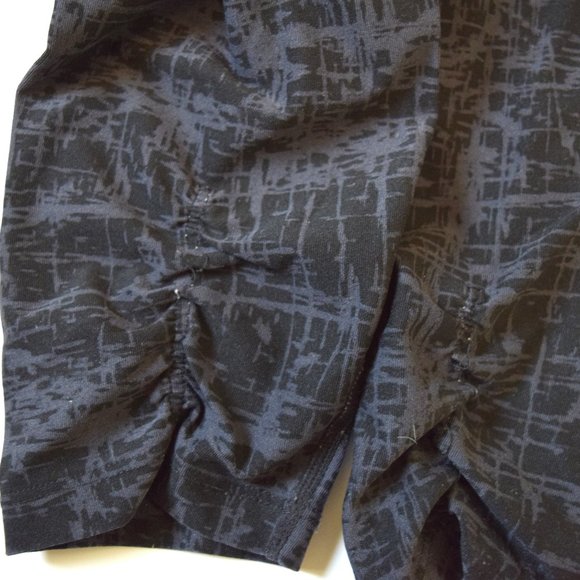 Blue and Gray Calvin Klein Performance Leggings - Picture 3 of 6